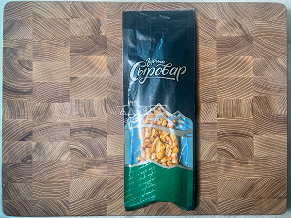 Сыр 60 гр ГОРНЫЙ СЫРОВАР (Бочонок копчёный с аджикой) в Первоуральске