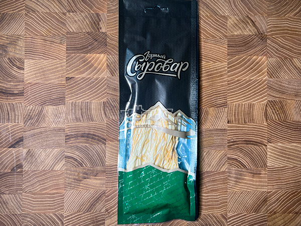 Сыр 60 гр ГОРНЫЙ СЫРОВАР (Паутинка копчёная) в Первоуральске